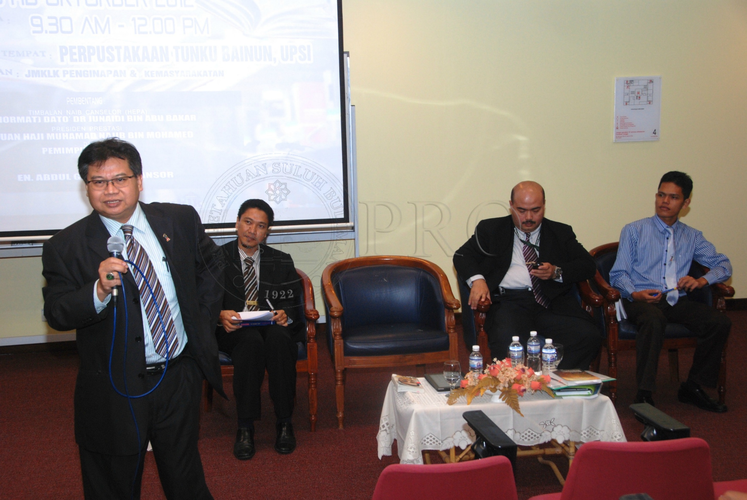 PRO 12 123 melayu DSC 6448